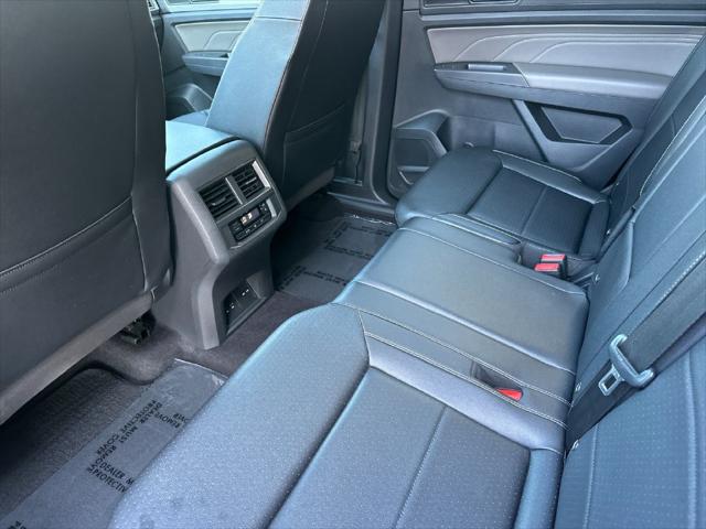 2021 Volkswagen Atlas 3.6L V6 SE w/Technology