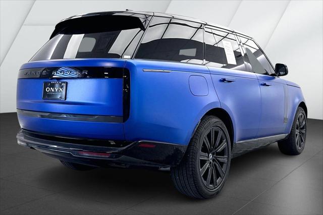 2025 Land Rover Range Rover P550e Autobiography