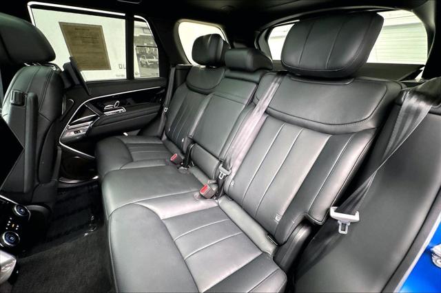 2025 Land Rover Range Rover P550e Autobiography