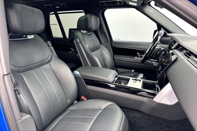 2025 Land Rover Range Rover P550e Autobiography