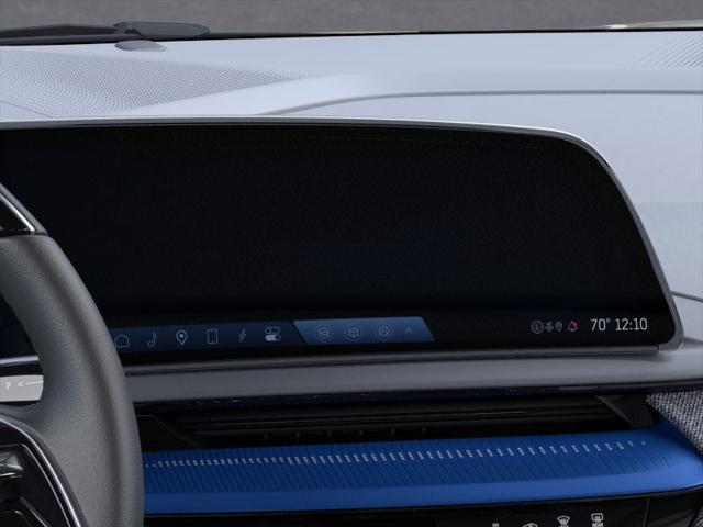 2025 Cadillac iQ Luxury 2 AWD