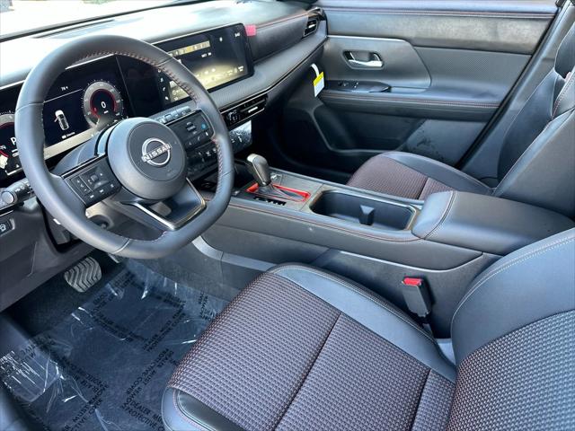 2025 Nissan Kicks SR FWD
