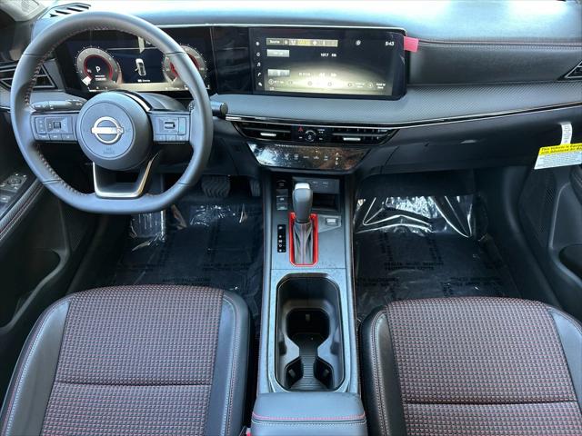 2025 Nissan Kicks SR FWD