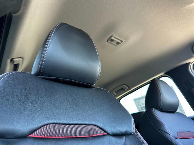 2025 Nissan Kicks SR FWD