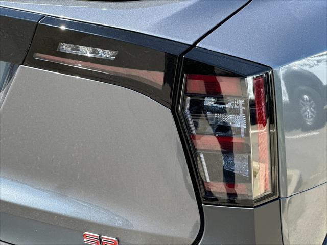 2025 Nissan Kicks SR FWD