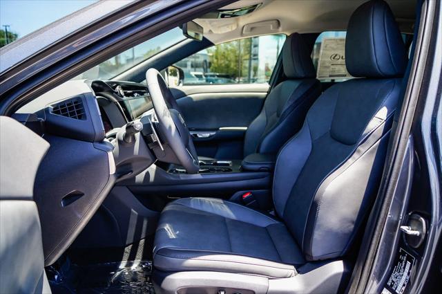 2025 Lexus RZ 450e RZ 450e