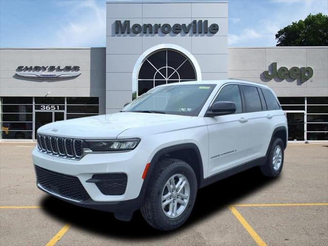 2025 Jeep Grand Cherokee GRAND CHEROKEE LAREDO 4X4