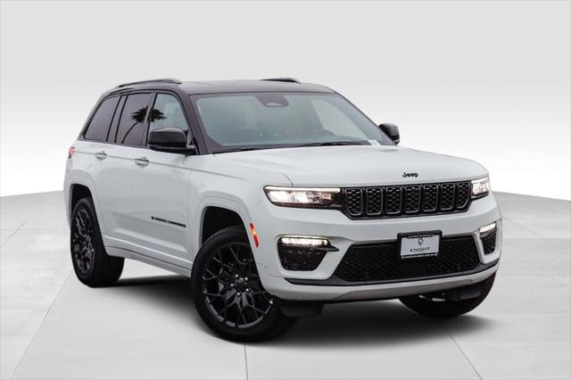 2025 Jeep Grand Cherokee GRAND CHEROKEE SUMMIT RESERVE 4X4