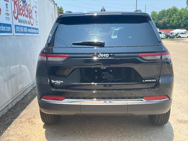 2025 Jeep Grand Cherokee Laredo 4x2