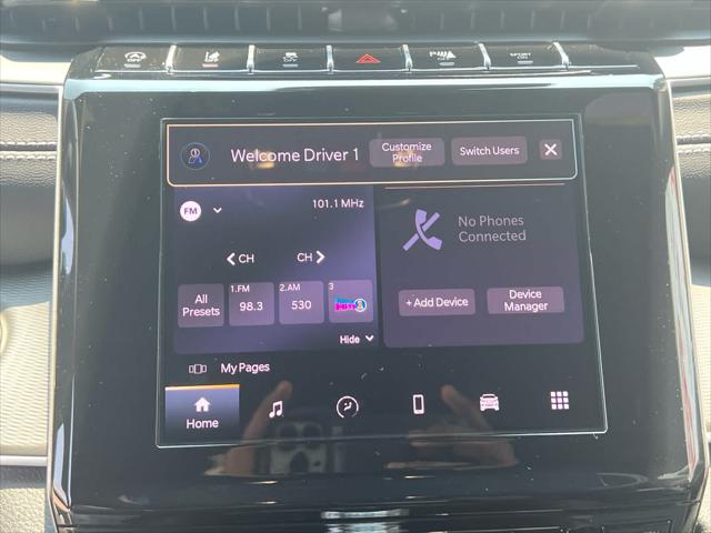 2025 Jeep Grand Cherokee Laredo 4x2