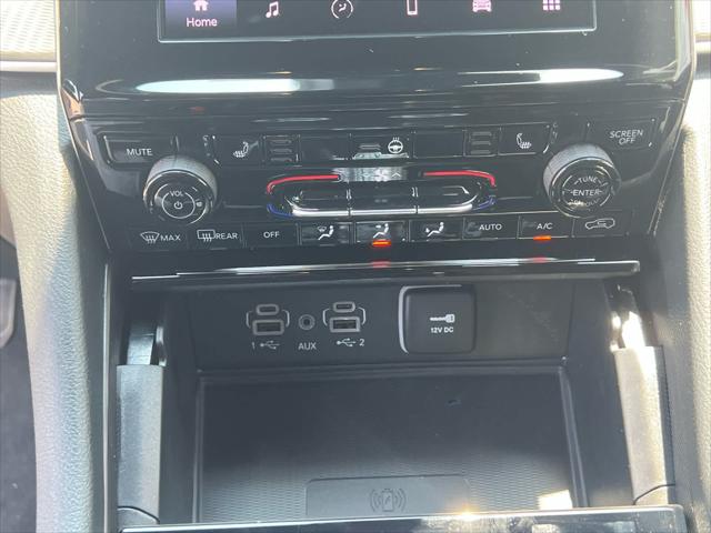 2025 Jeep Grand Cherokee Laredo 4x2
