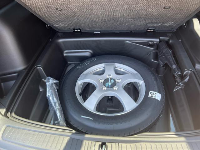 2025 Jeep Grand Cherokee Laredo 4x2