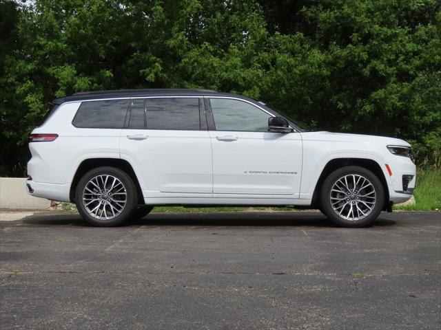 2025 Jeep Grand Cherokee GRAND CHEROKEE L SUMMIT RESERVE 4X4