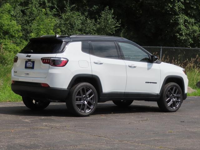 2025 Jeep Compass COMPASS LIMITED 4X4