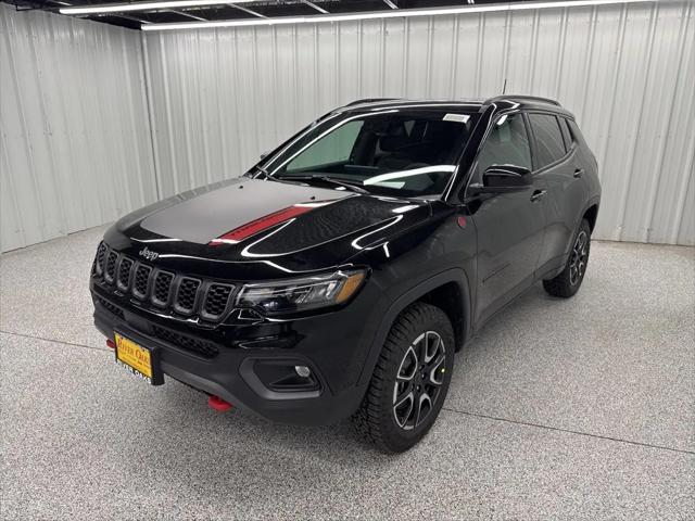 2025 Jeep Compass COMPASS TRAILHAWK 4X4