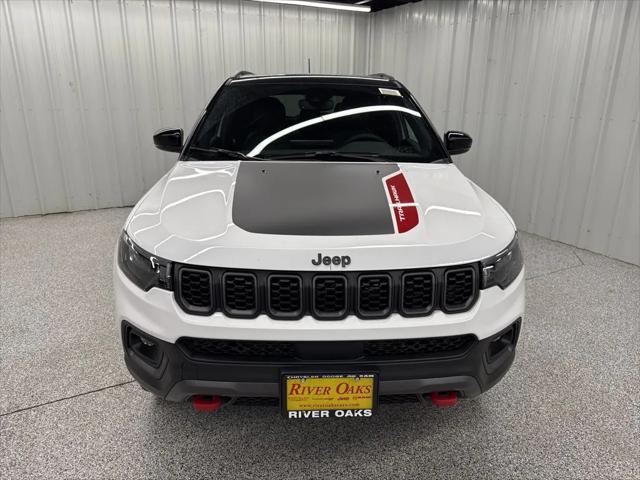 2025 Jeep Compass COMPASS TRAILHAWK 4X4
