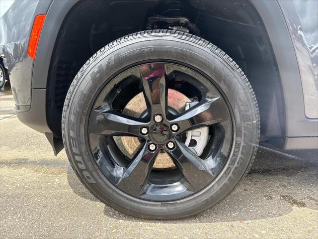 2025 Jeep Grand Cherokee GRAND CHEROKEE L ALTITUDE 4X2