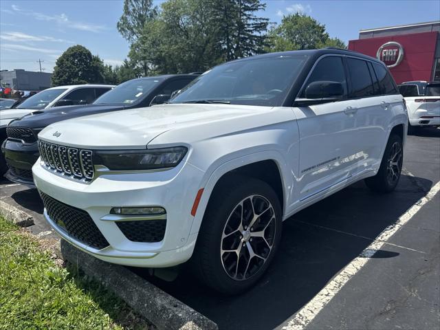 2025 Jeep Grand Cherokee GRAND CHEROKEE SUMMIT RESERVE 4X4