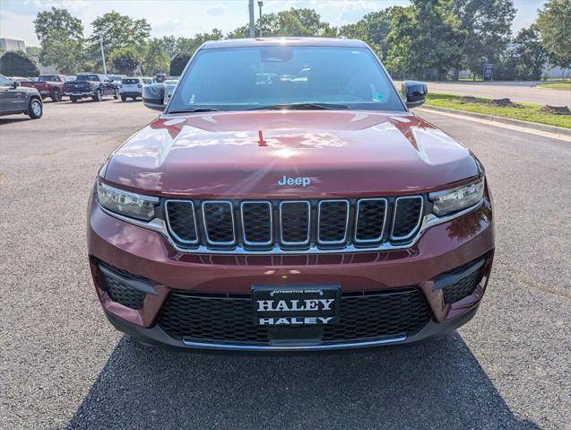 2025 Jeep Grand Cherokee GRAND CHEROKEE LAREDO 4X4