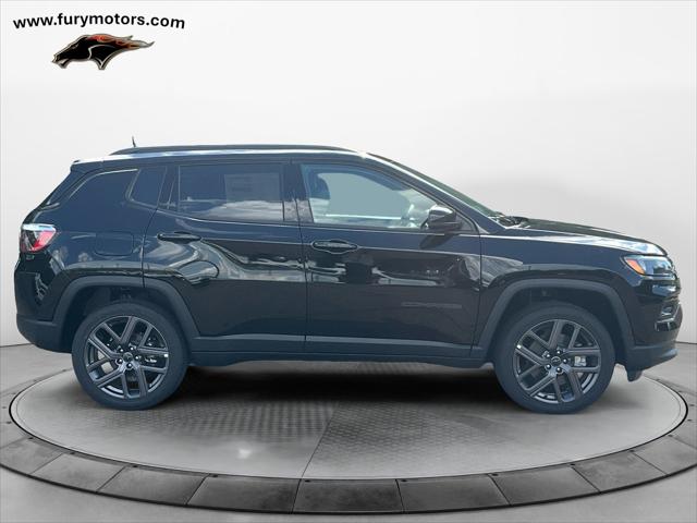 2025 Jeep Compass COMPASS LIMITED 4X4