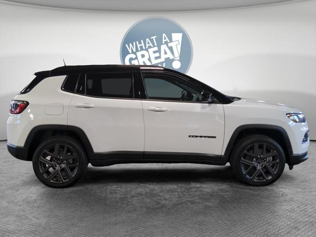 2025 Jeep Compass COMPASS LIMITED 4X4