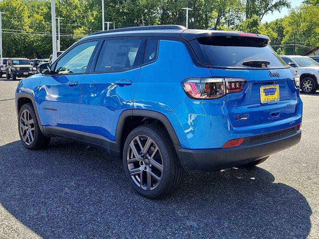 2025 Jeep Compass COMPASS LIMITED 4X4