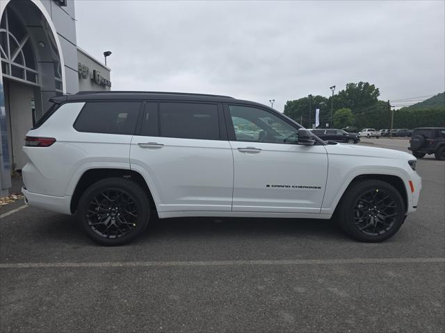 2025 Jeep Grand Cherokee GRAND CHEROKEE L SUMMIT RESERVE 4X4