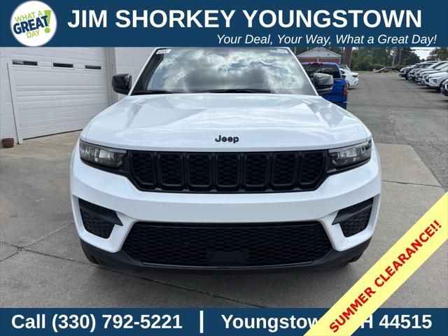 2025 Jeep Grand Cherokee GRAND CHEROKEE ALTITUDE 4X4