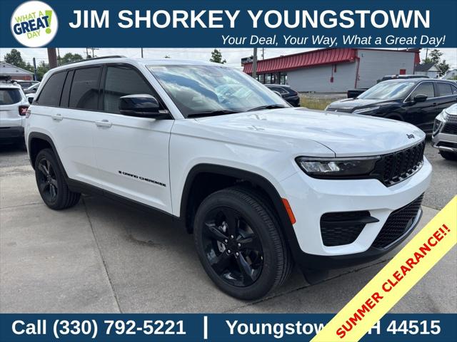 2025 Jeep Grand Cherokee GRAND CHEROKEE ALTITUDE 4X4