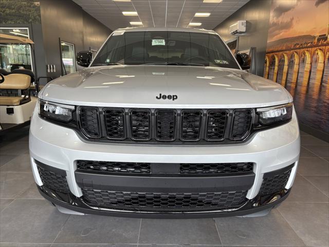 2025 Jeep Grand Cherokee GRAND CHEROKEE L ALTITUDE X 4X4
