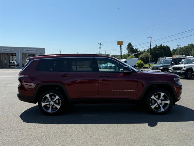 2025 Jeep Grand Cherokee GRAND CHEROKEE L LIMITED 4X4