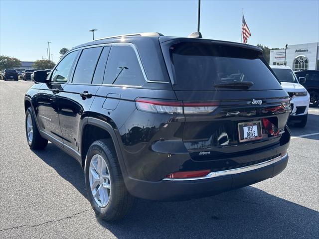 2025 Jeep Grand Cherokee GRAND CHEROKEE LAREDO X 4X2