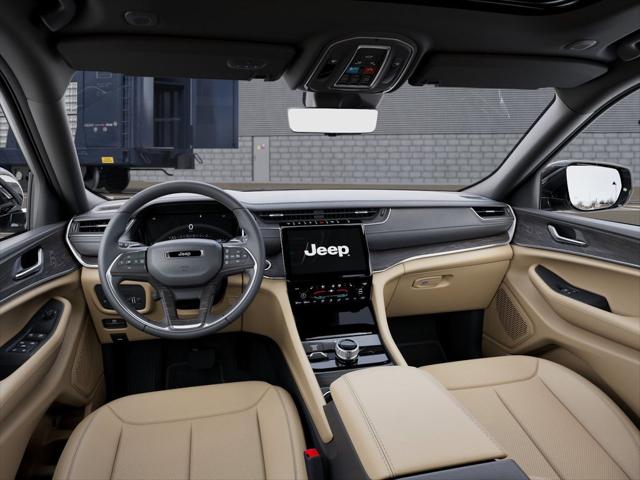 2025 Jeep Grand Cherokee Limited 4x4