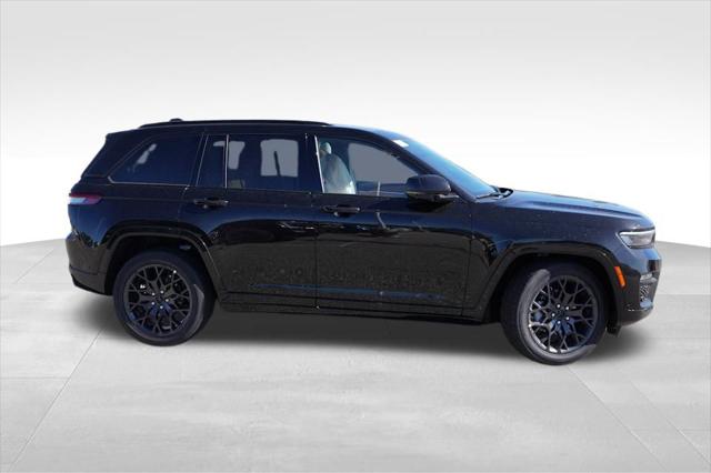 2025 Jeep Grand Cherokee GRAND CHEROKEE SUMMIT RESERVE 4X4