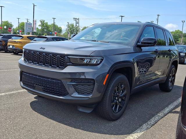 2025 Jeep Grand Cherokee GRAND CHEROKEE ALTITUDE 4X4