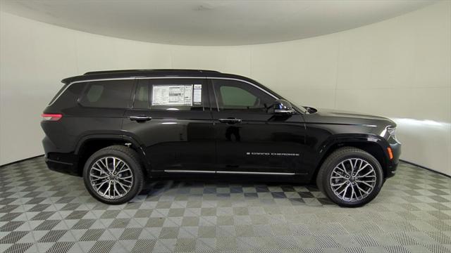 2025 Jeep Grand Cherokee GRAND CHEROKEE L SUMMIT 4X4