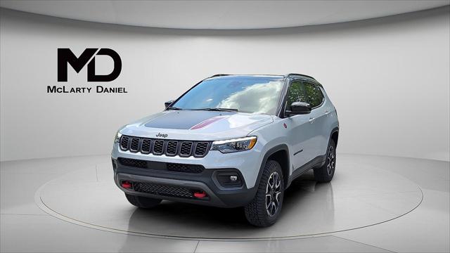 2025 Jeep Compass COMPASS TRAILHAWK 4X4