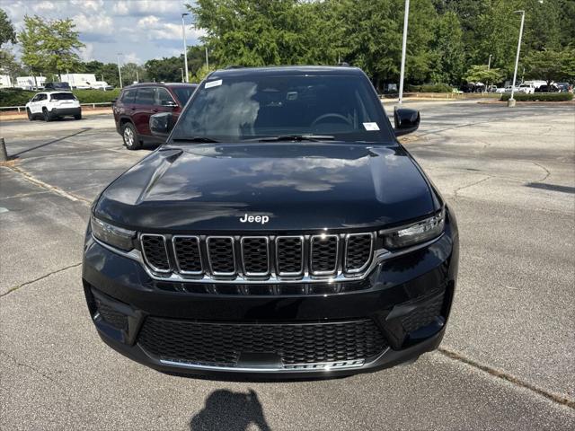 2025 Jeep Grand Cherokee GRAND CHEROKEE LAREDO X 4X2