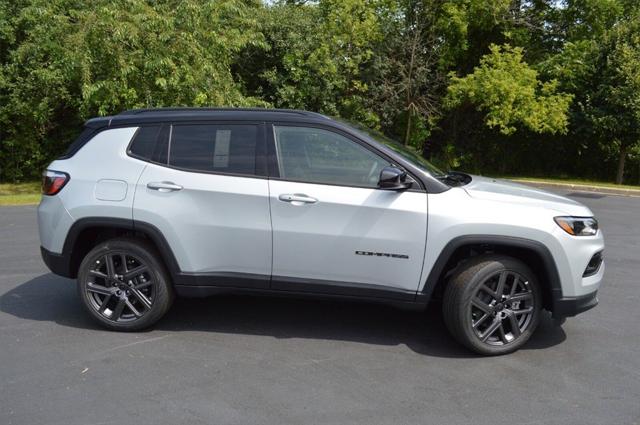 2025 Jeep Compass COMPASS LIMITED 4X4
