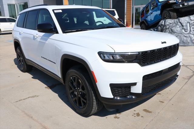 2025 Jeep Grand Cherokee GRAND CHEROKEE L ALTITUDE X 4X2