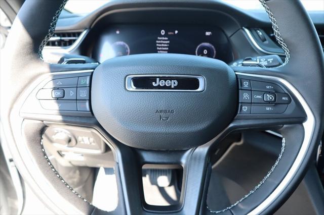 2025 Jeep Grand Cherokee GRAND CHEROKEE L ALTITUDE X 4X2