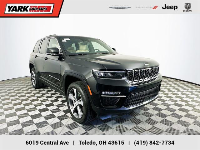 2025 Jeep Grand Cherokee GRAND CHEROKEE LIMITED 4X4