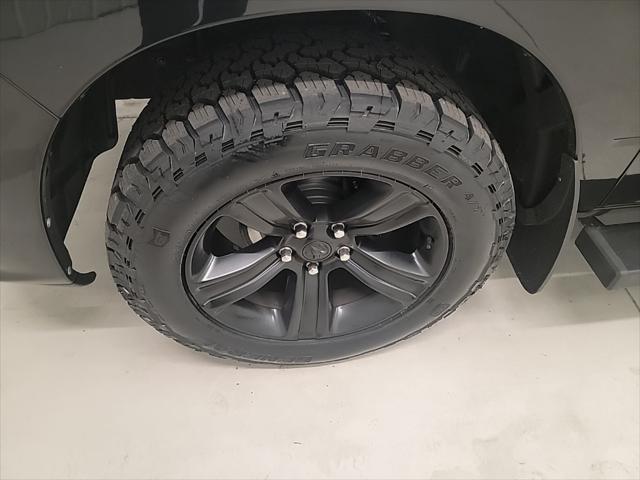 2017 RAM 1500 Night Crew Cab 4x4 57 Box