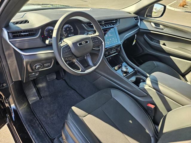 2025 Jeep Grand Cherokee GRAND CHEROKEE L ALTITUDE X 4X4 2025 Jeep Grand Cherokee GRAND CHEROKEE L ALTITUDE X 4X4