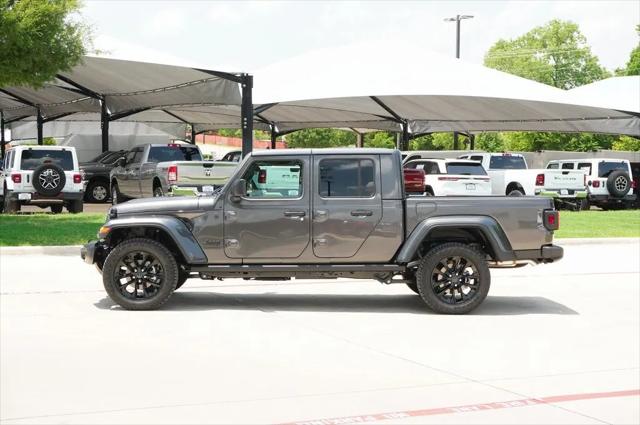 2025 Jeep Gladiator GLADIATOR NIGHTHAWK 4X4