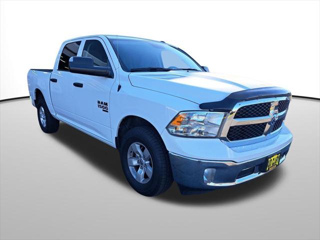 2023 RAM 1500 Classic Tradesman Crew Cab 4x4 57 Box 2023 RAM 1500 Classic Tradesman Crew Cab 4x4 57 Box