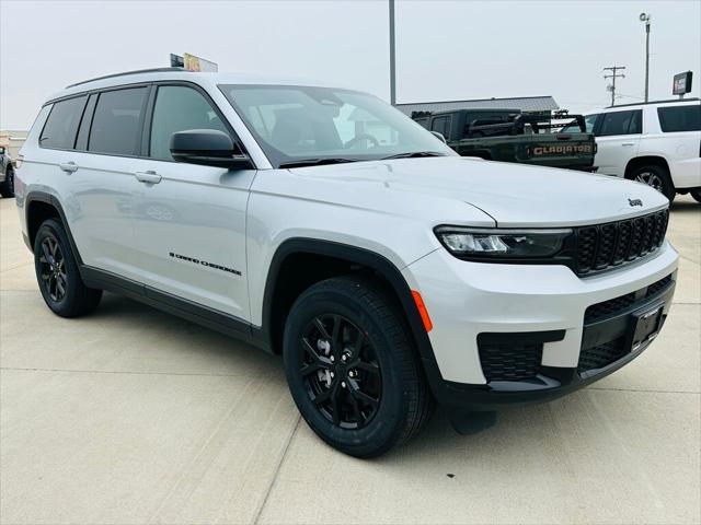 2025 Jeep Grand Cherokee GRAND CHEROKEE L ALTITUDE X 4X4