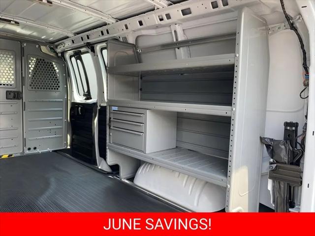 2025 Chevrolet Express Cargo Van RWD 2500 Regular Wheelbase WT