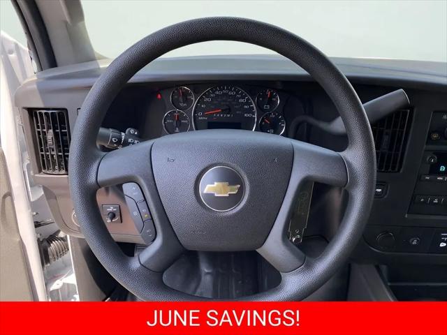 2025 Chevrolet Express Cargo Van RWD 2500 Regular Wheelbase WT