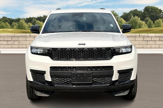2023 Jeep Grand Cherokee L Altitude 4x4